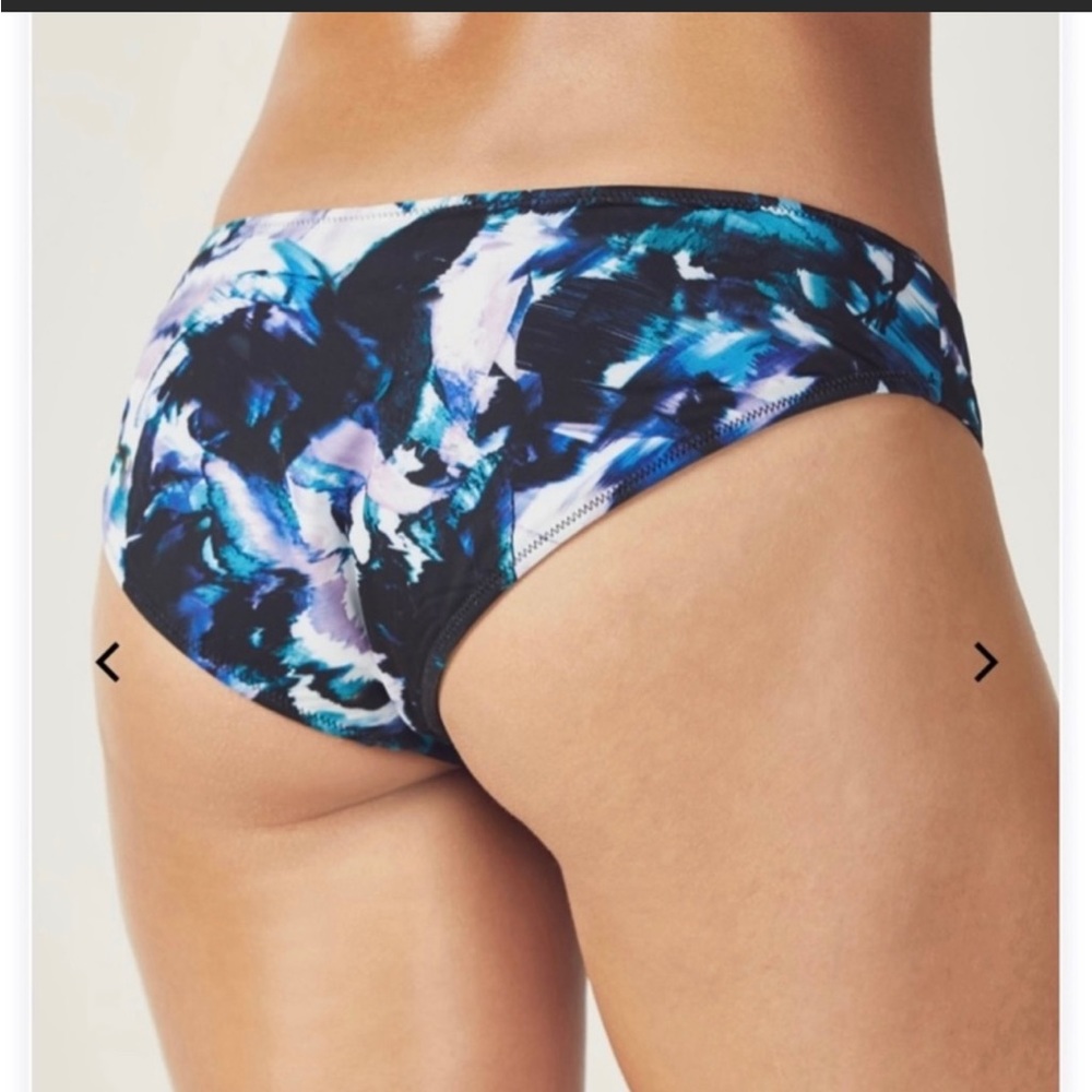 FABLETICS Olivia reversible bikini bottom monarch print black LARGE NWT